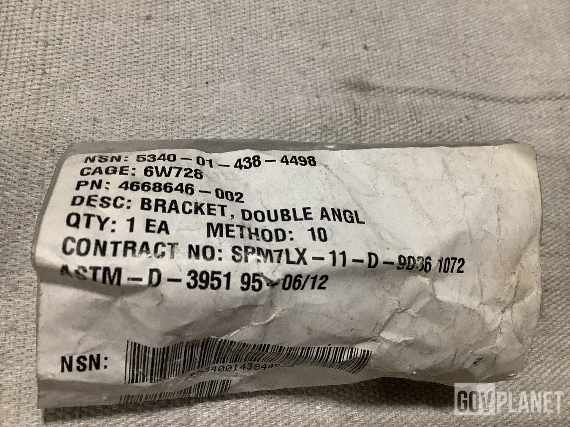 (189) BAE Systems 4668646-002 Double Angle Brackets