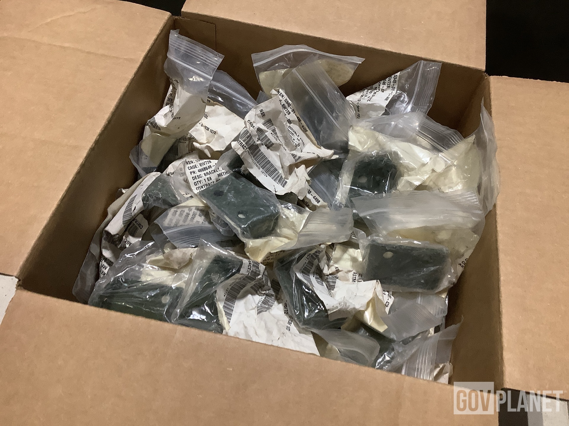 (189) BAE Systems 4668646-002 Double Angle Brackets