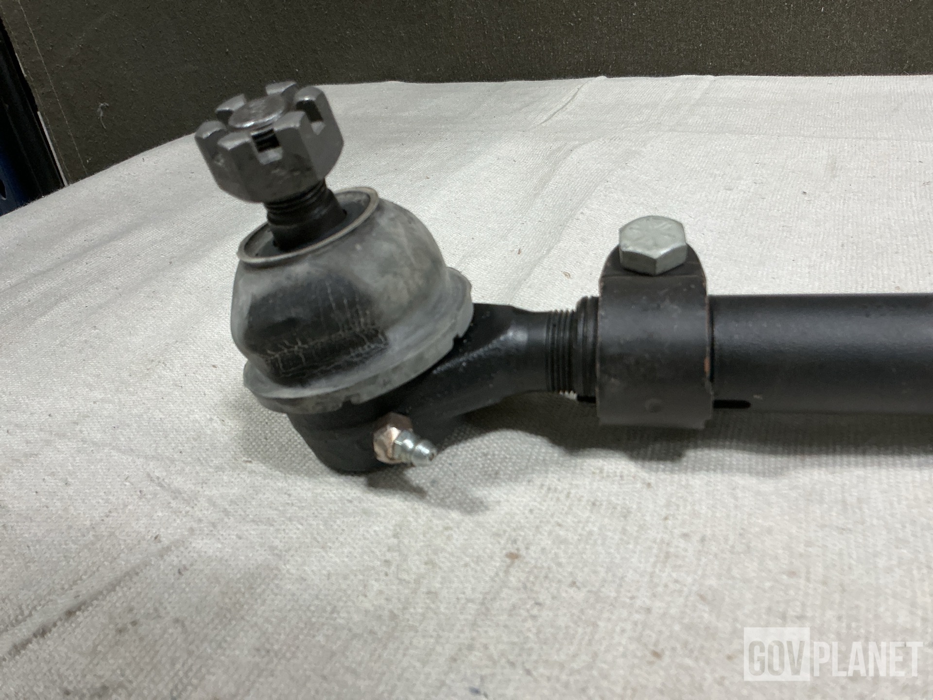 (16) AM General 6028192 Steering Tie Rods