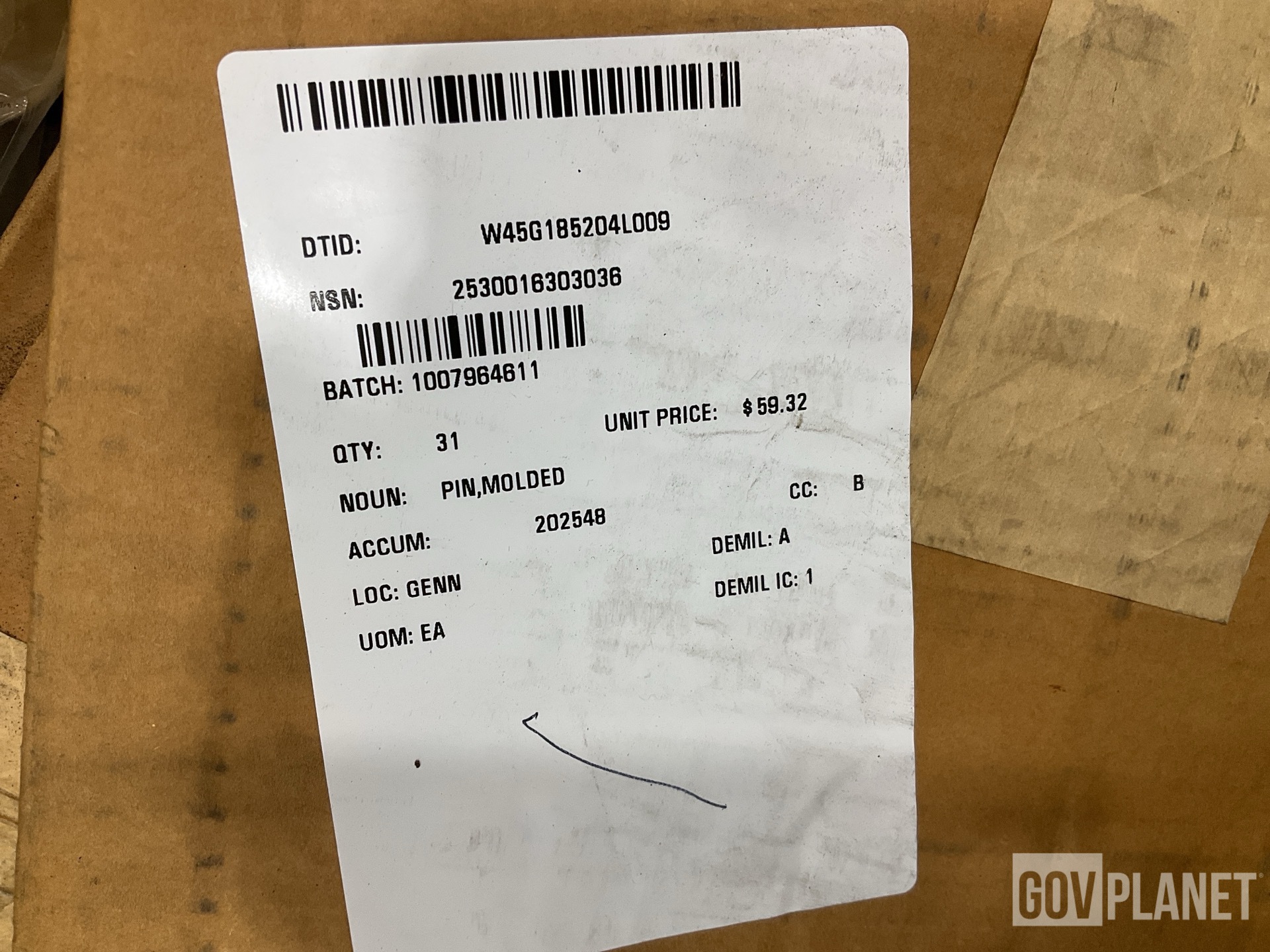 (31)Loc Performance 12556913 Molded Pins