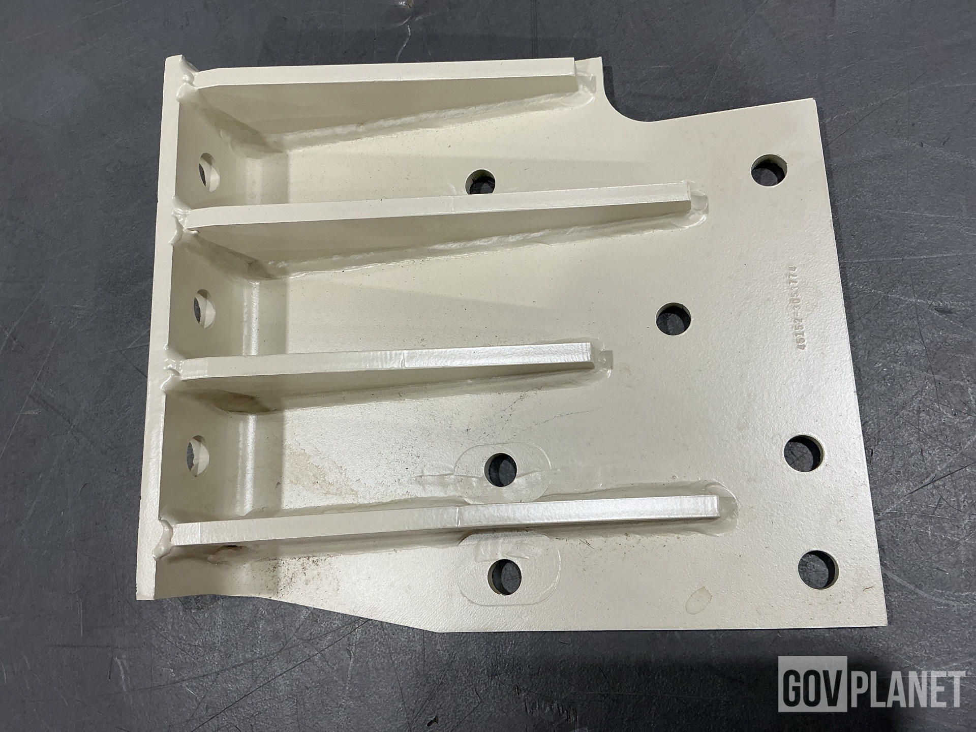 (23) Oshkosh 3053774 Mounting Brackets