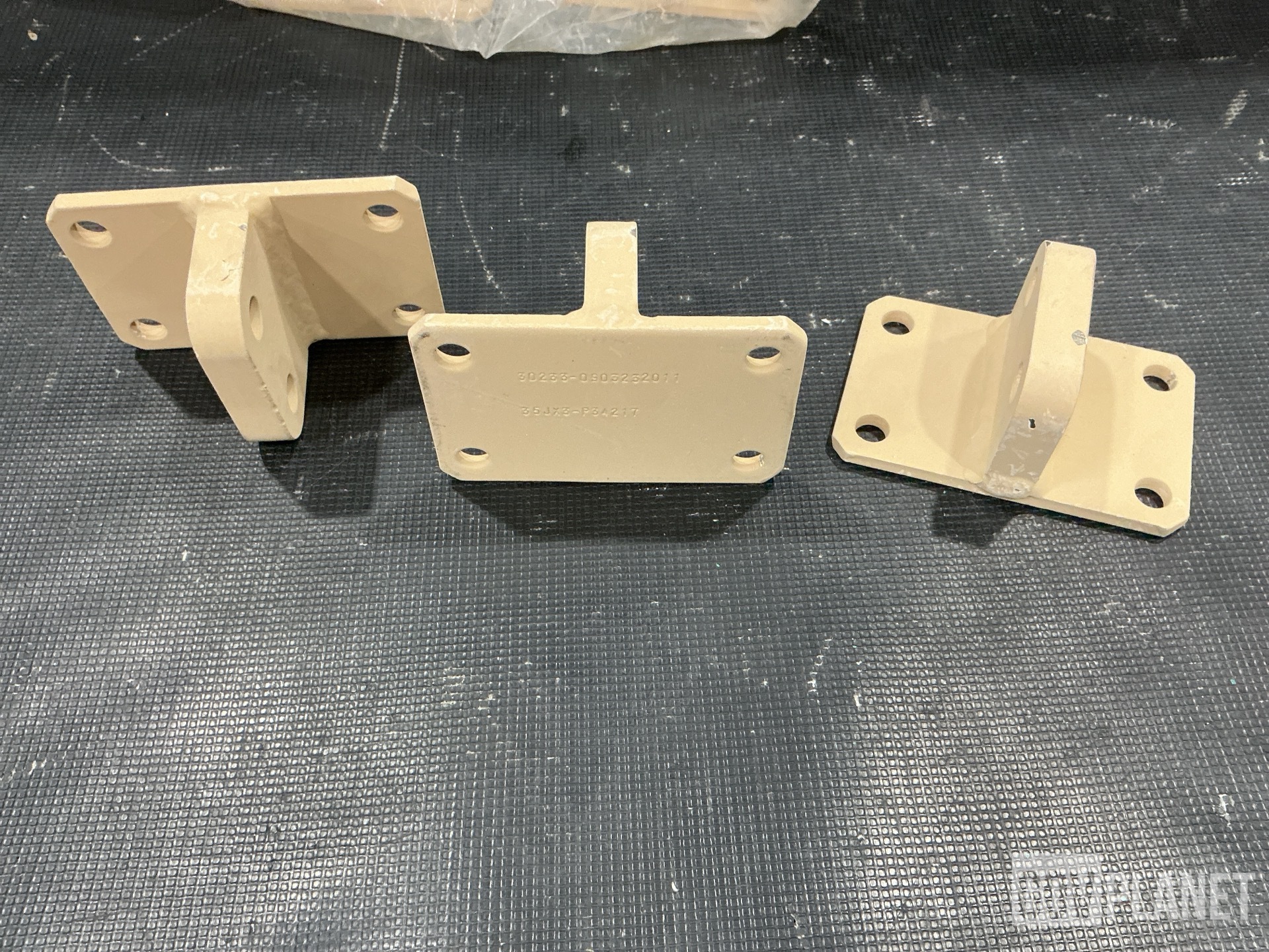 (9) Foster Miller 0903232011 Mounting Brackets