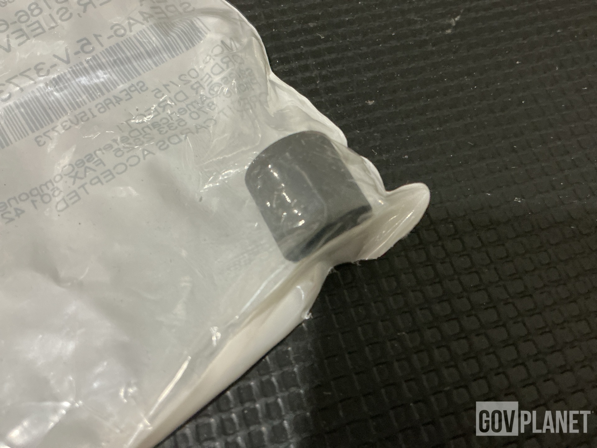 (969) 12338186-61 Sleeve Spacers