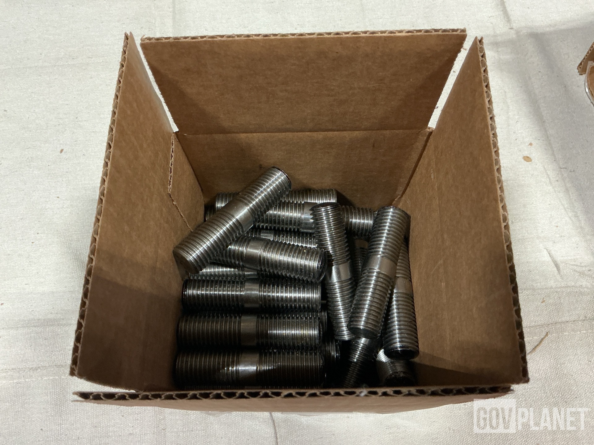 (40) Tyco NP769PART40 Shouldered & Stepped Studs