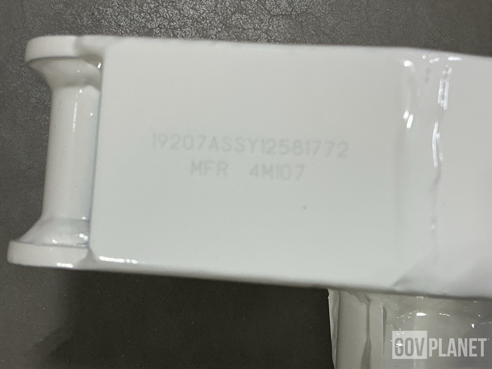 (3) Greene Metal 12581772 Vehicular Seats