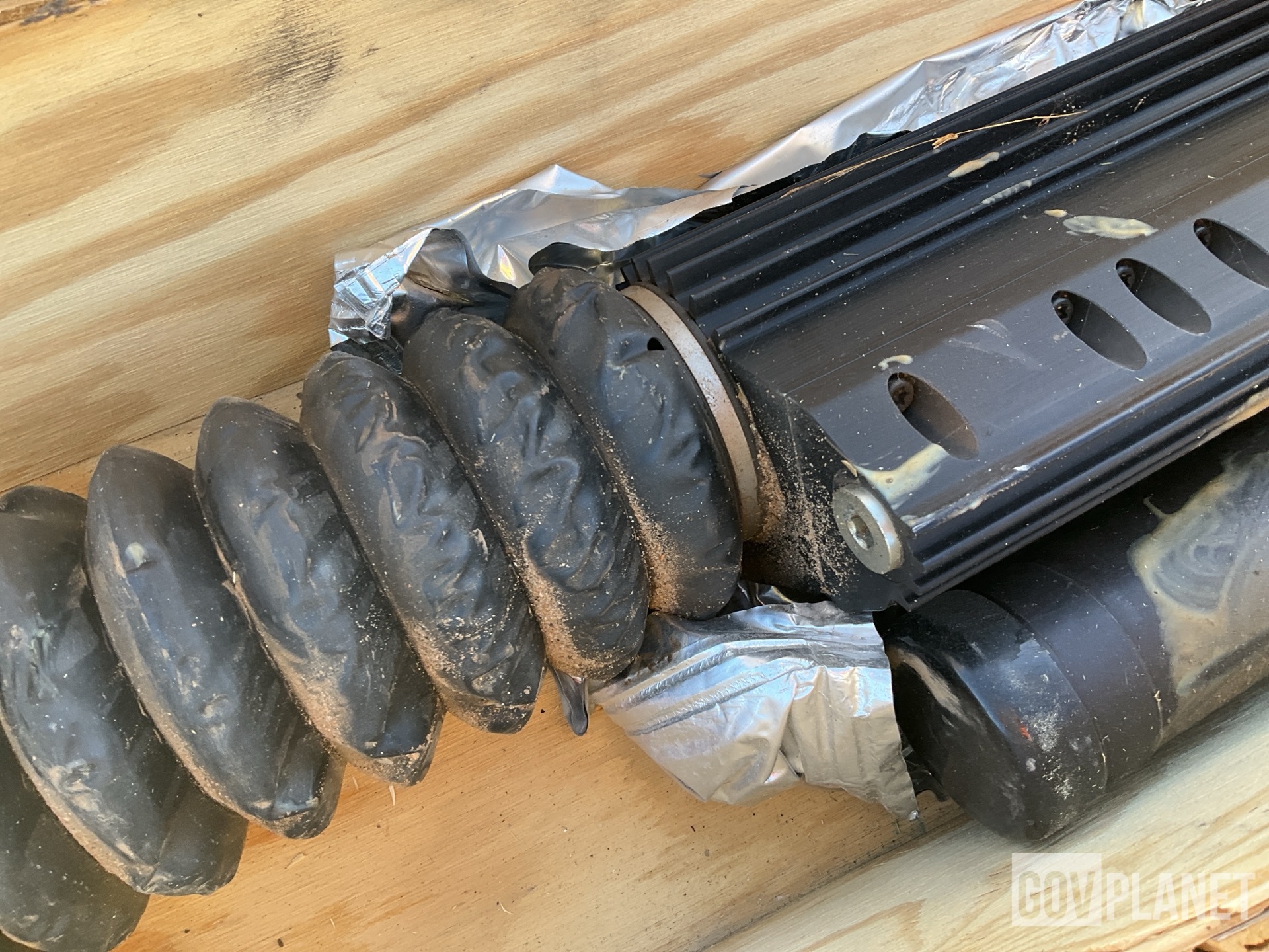 (2) Directional Shock Absorbers