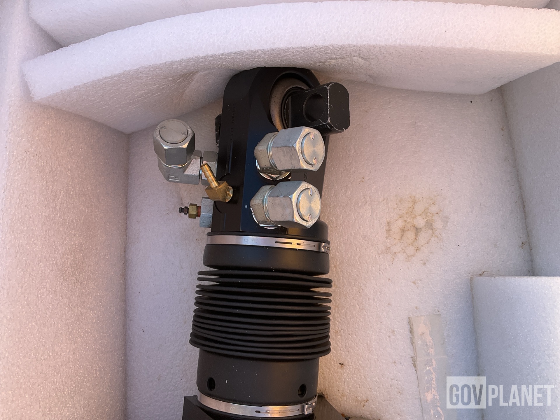 (2) Directional Shock Absorbers