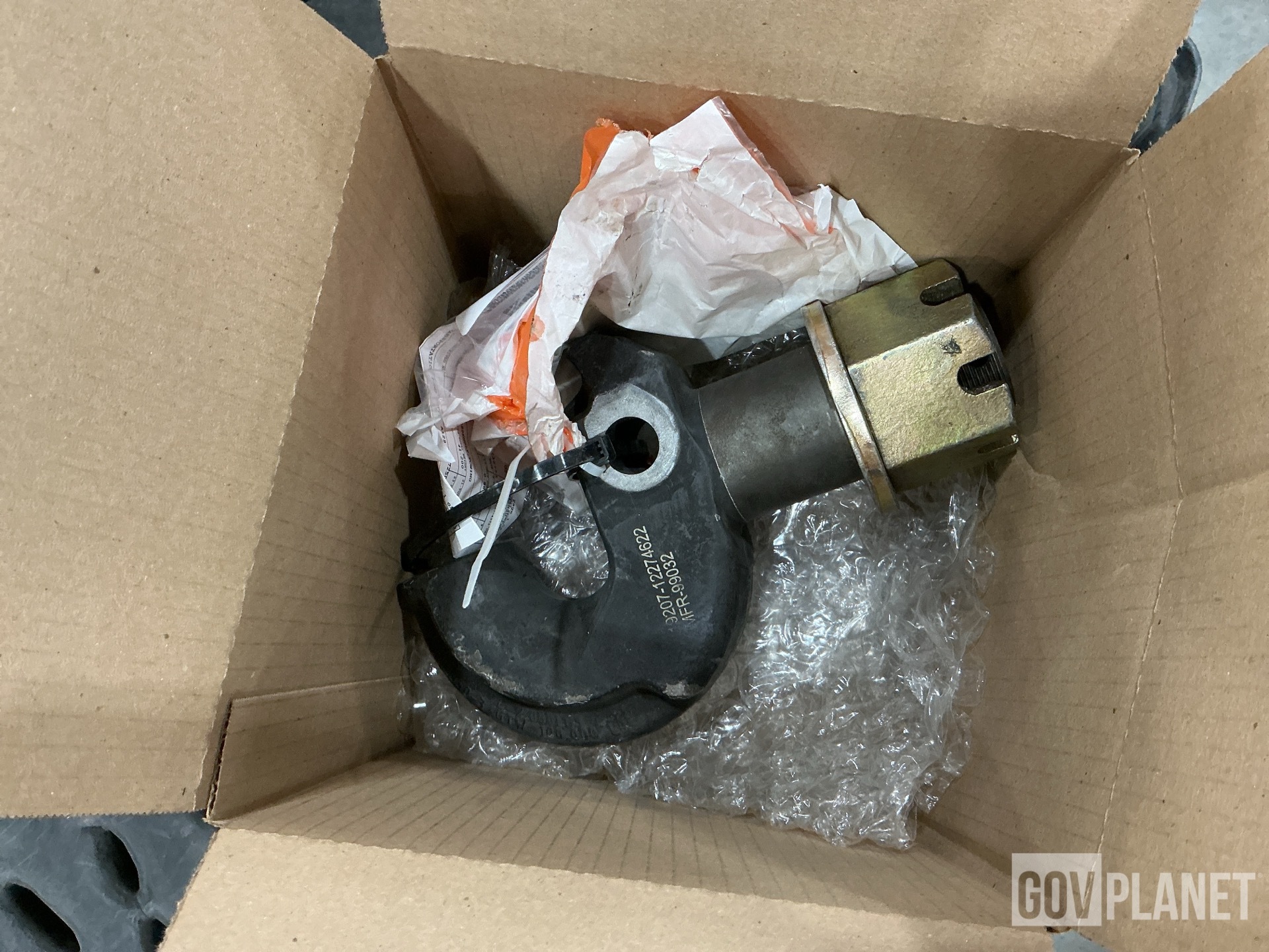 Bradley-Thompson 12274622 Towing Pintle Assembly