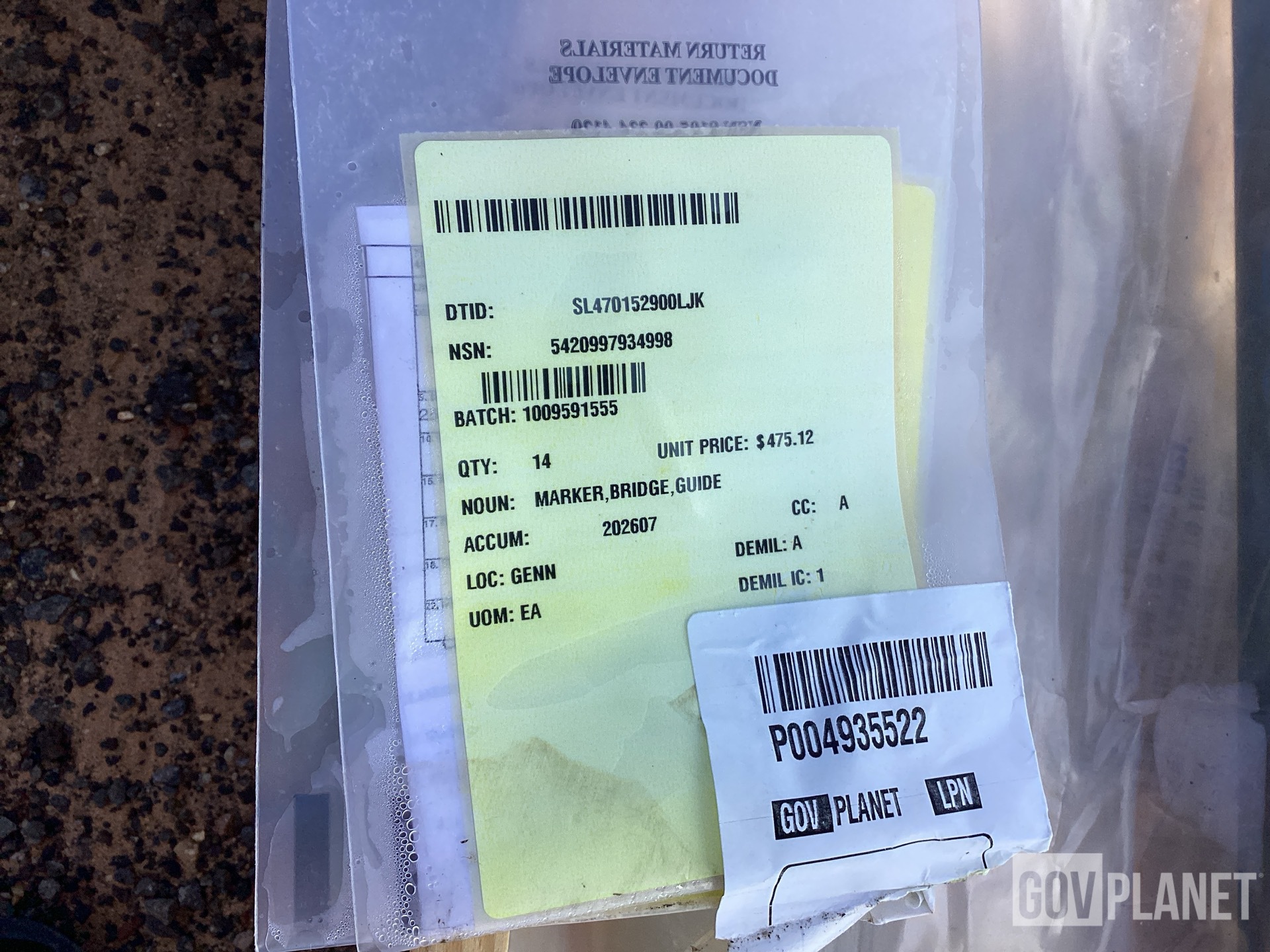 (14) WFE 870-41092 Bridge Guide Markers