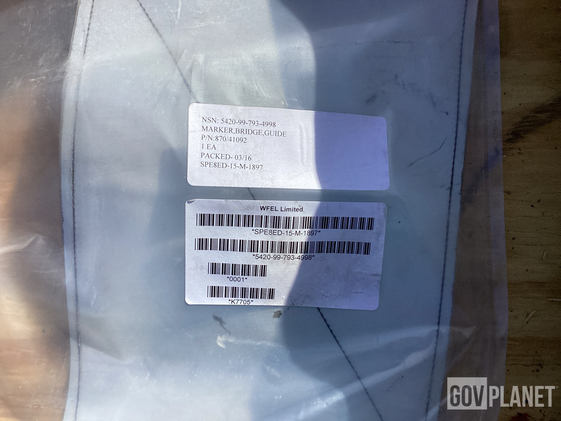 (14) WFE 870-41092 Bridge Guide Markers