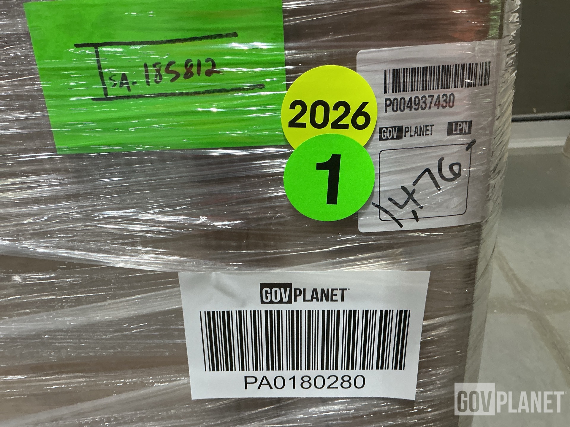 (95) R & D Fasteners 4384538-86 Plain Studs