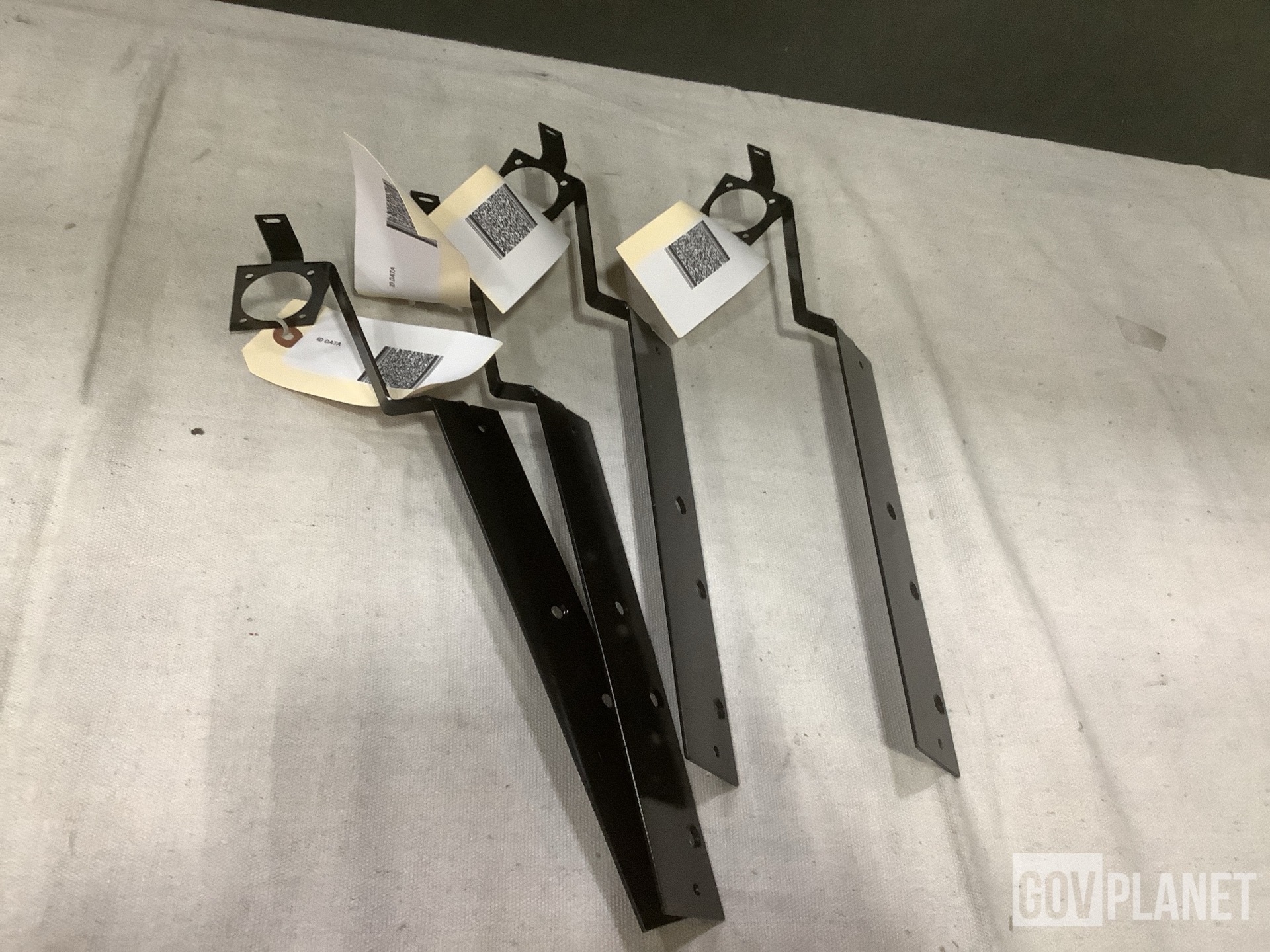(324) Active Gear of Canada 501-402-0033 Control Mount Brackets