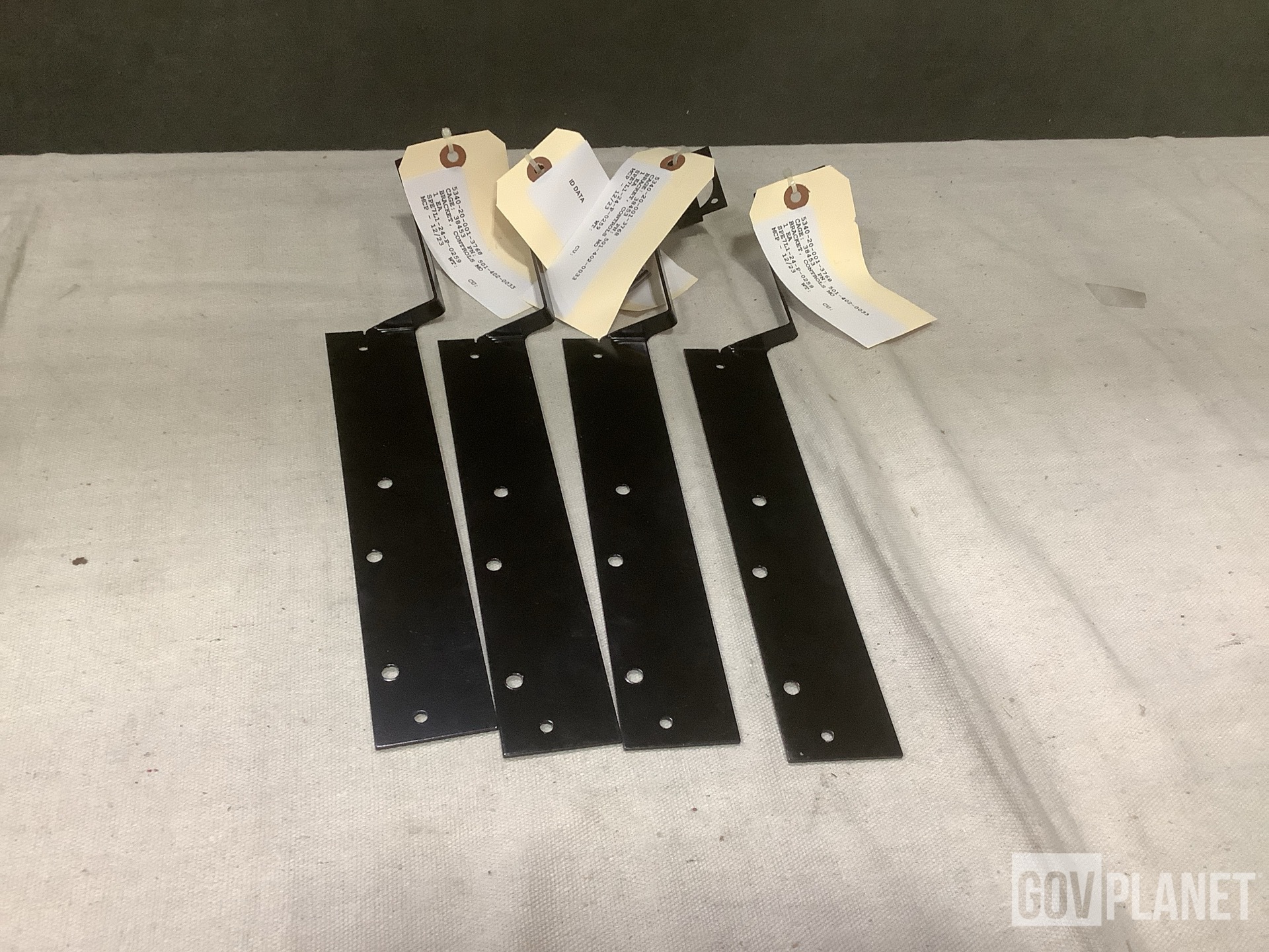 (324) Active Gear of Canada 501-402-0033 Control Mount Brackets