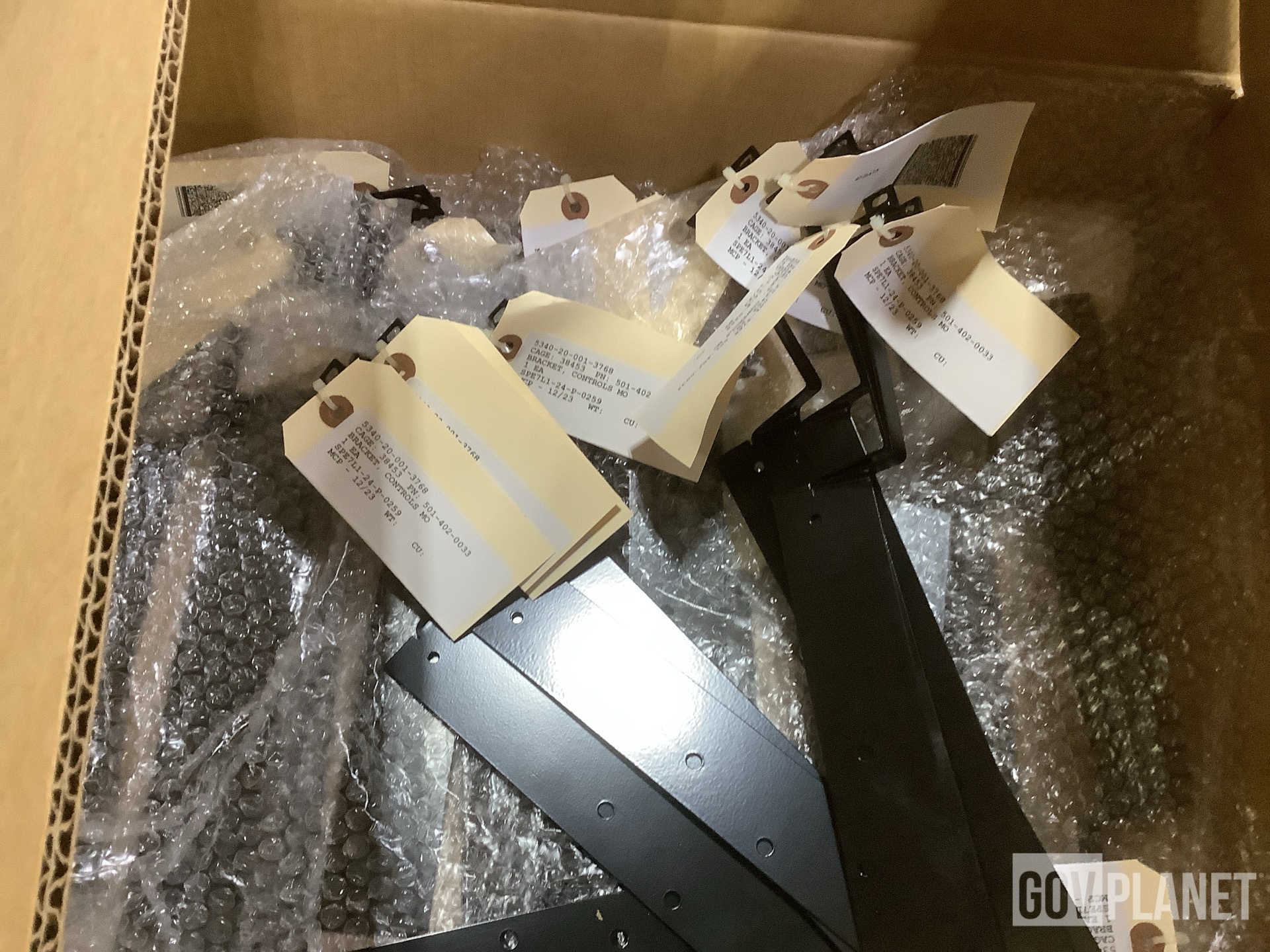 (324) Active Gear of Canada 501-402-0033 Control Mount Brackets