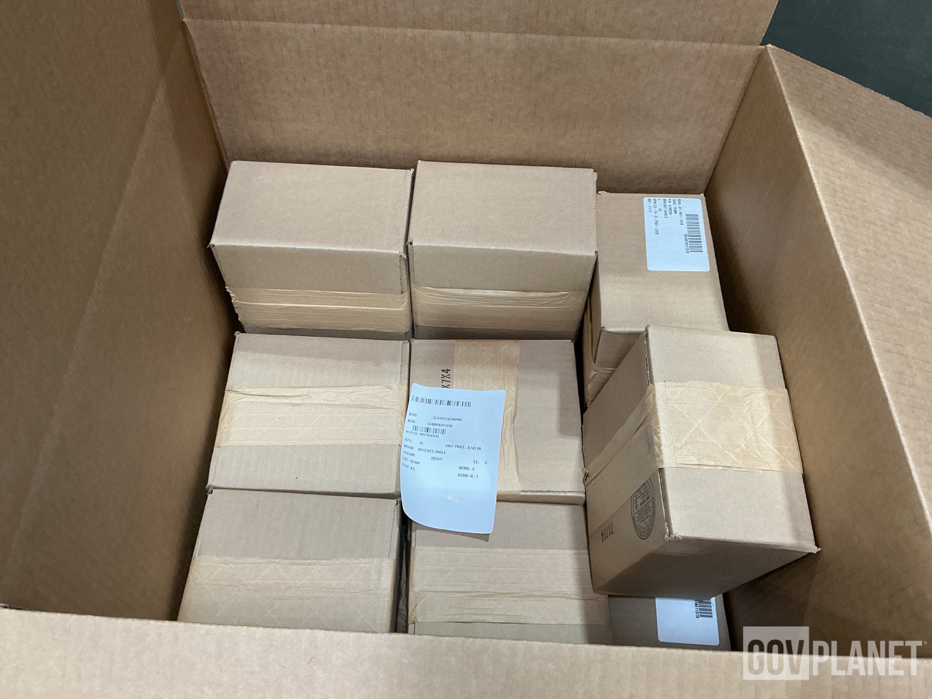 (16) Oshkosh 4126239 Angle Brackets