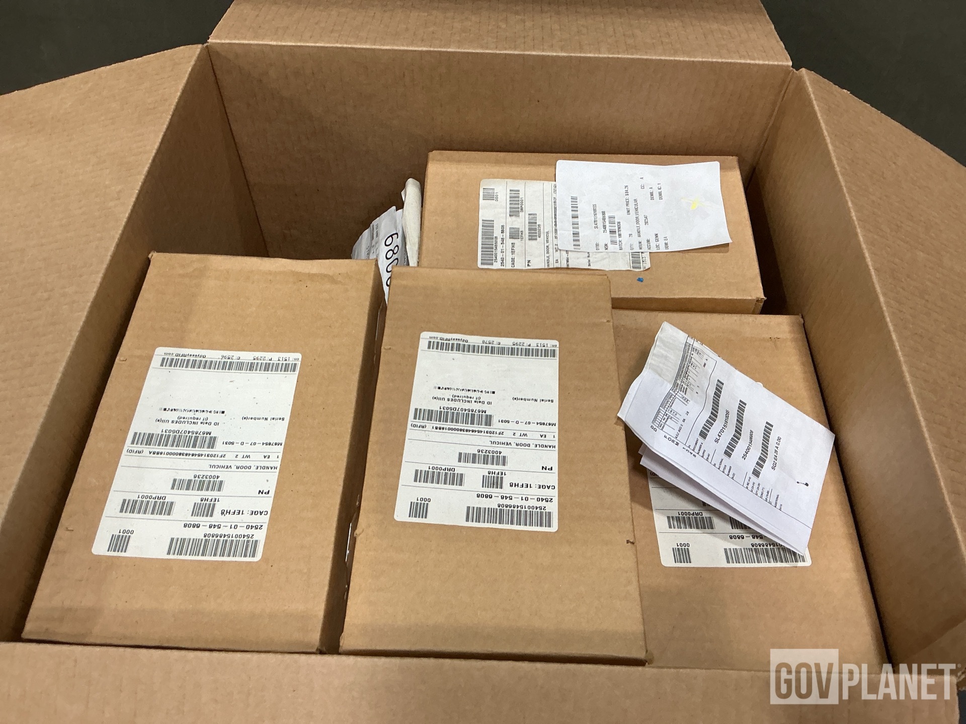 (28) Ultra Machine & Fabrication 1003236-0102 Vehicular Door Handles
