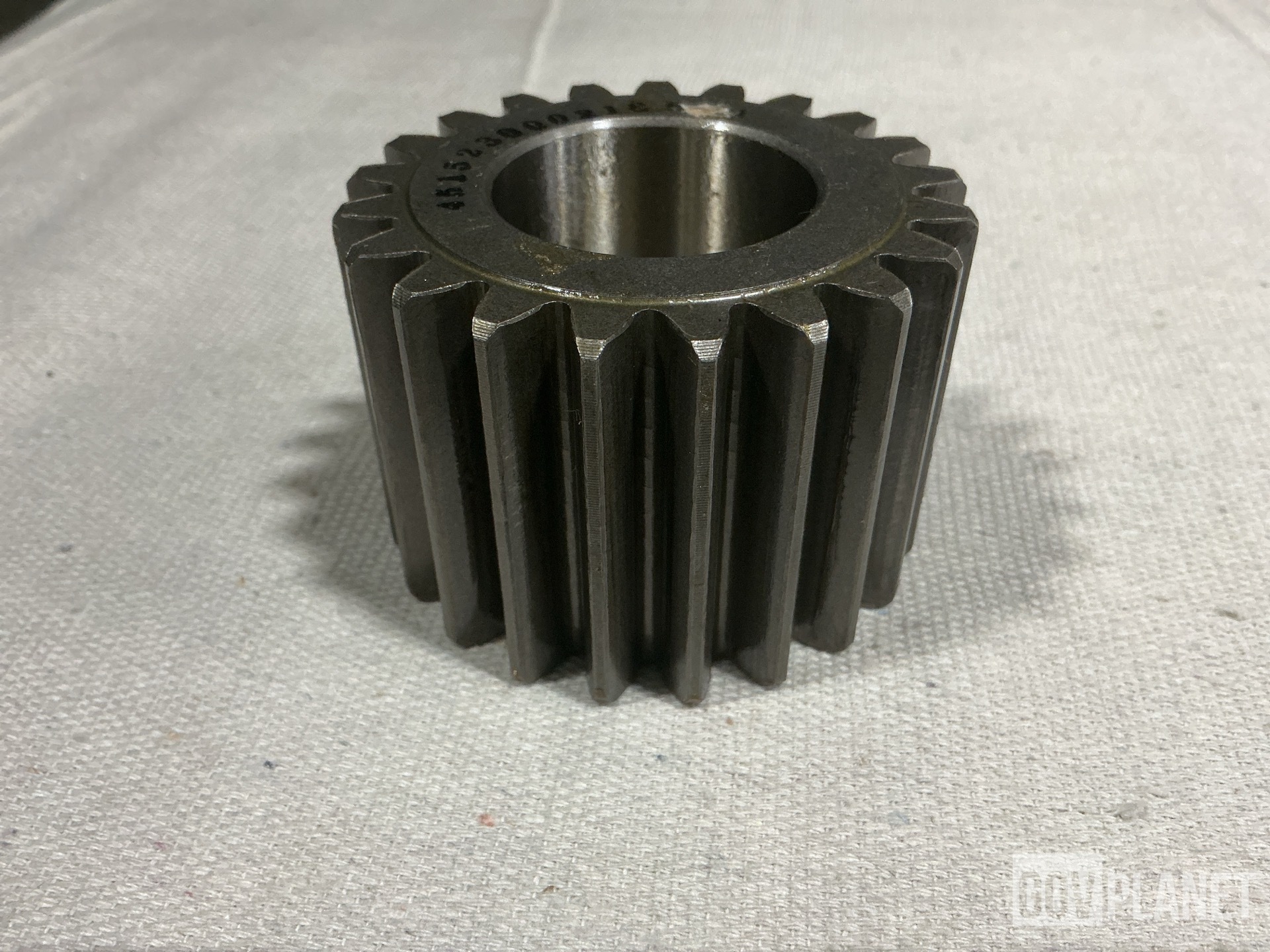 (528) Oshkosh 3000218 Spur Gears