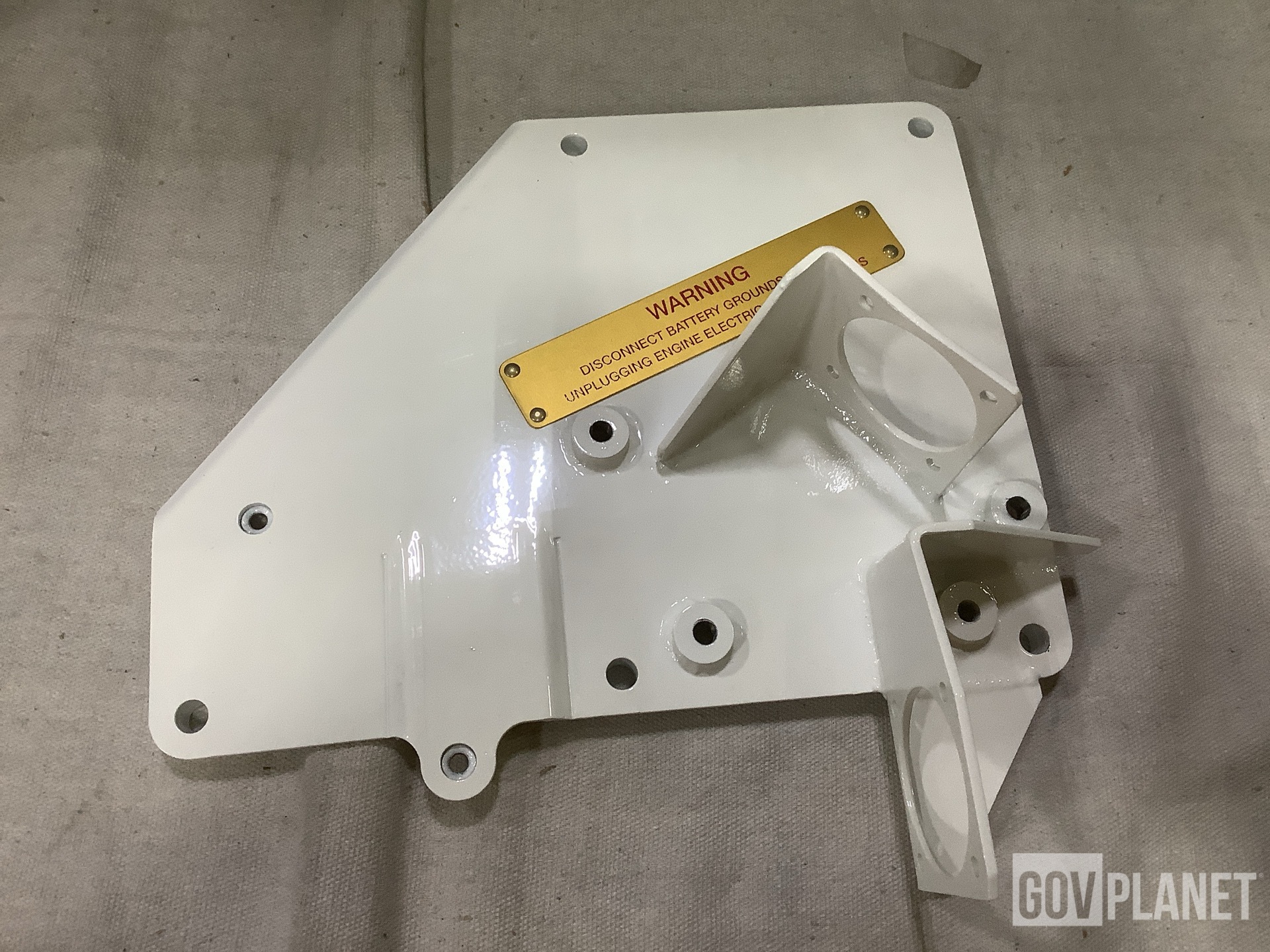 (30) Oxnard Precision Fabrication 12468991 Vehicular Components Brackets