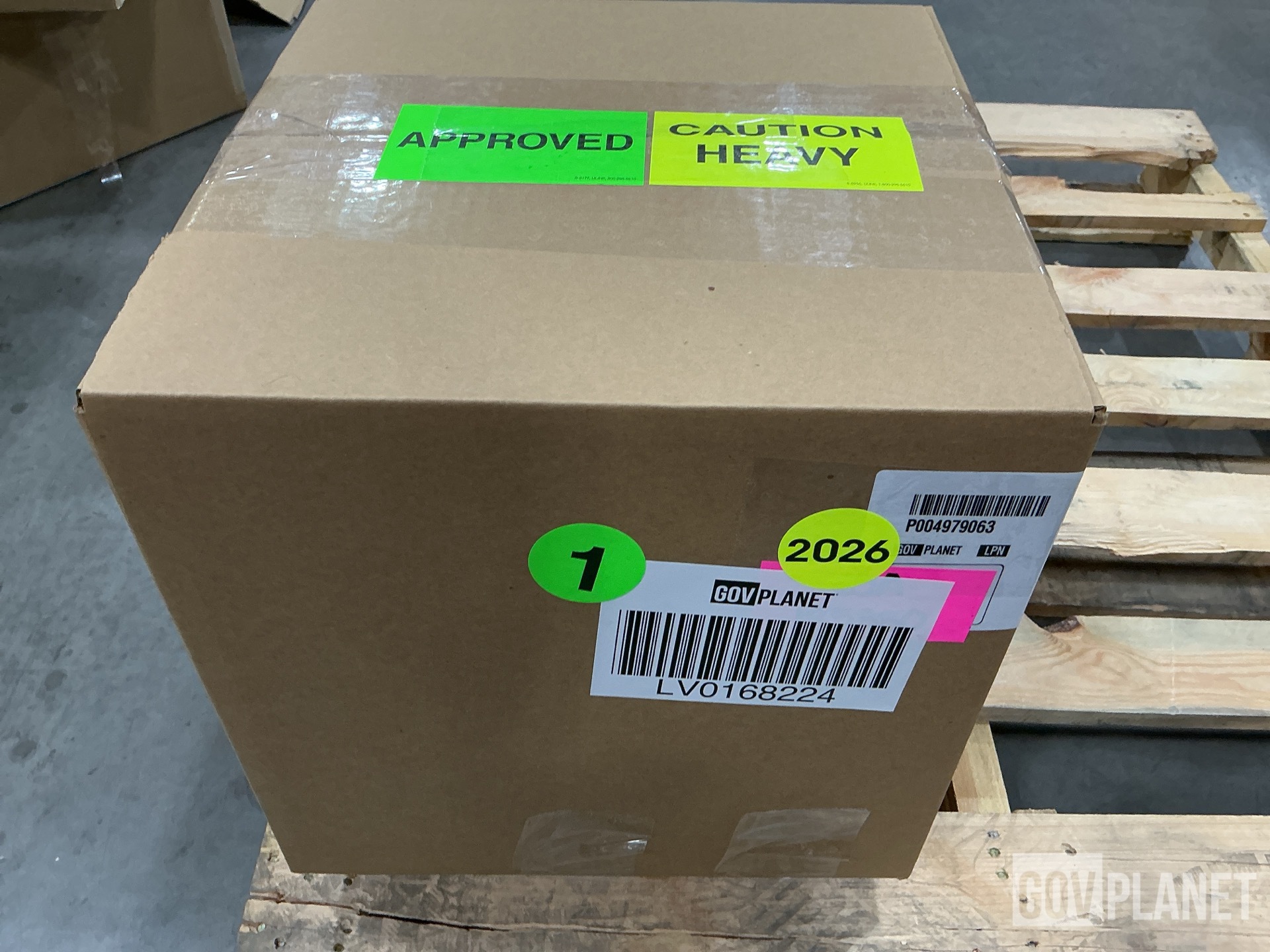 (1,286) Navistar Defense 3877033C1 Tapered Bushings