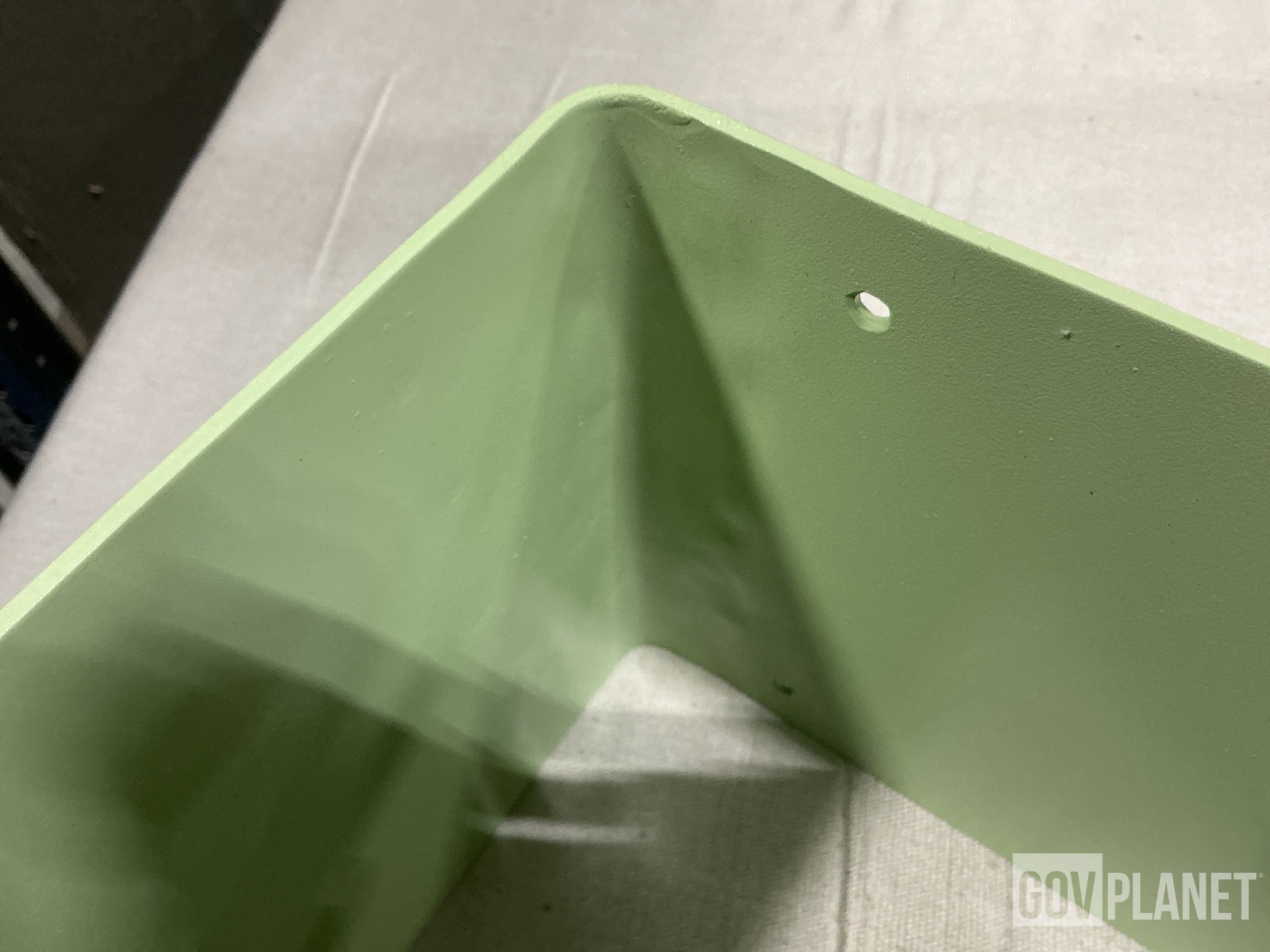 (21) 12383943 Mounting Brackets