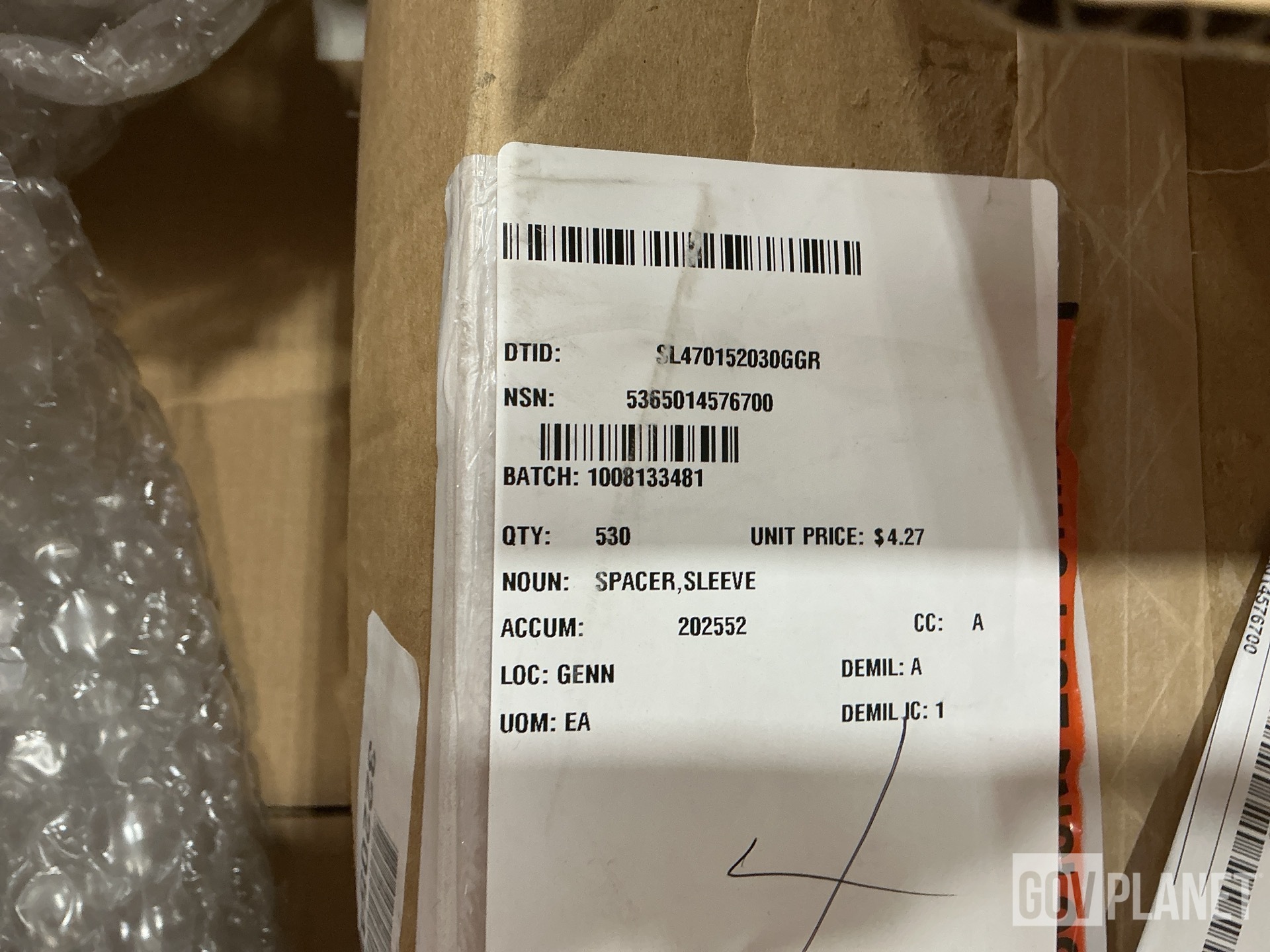(530) Navistar Defense 3840933C1 Sleeve Spacers