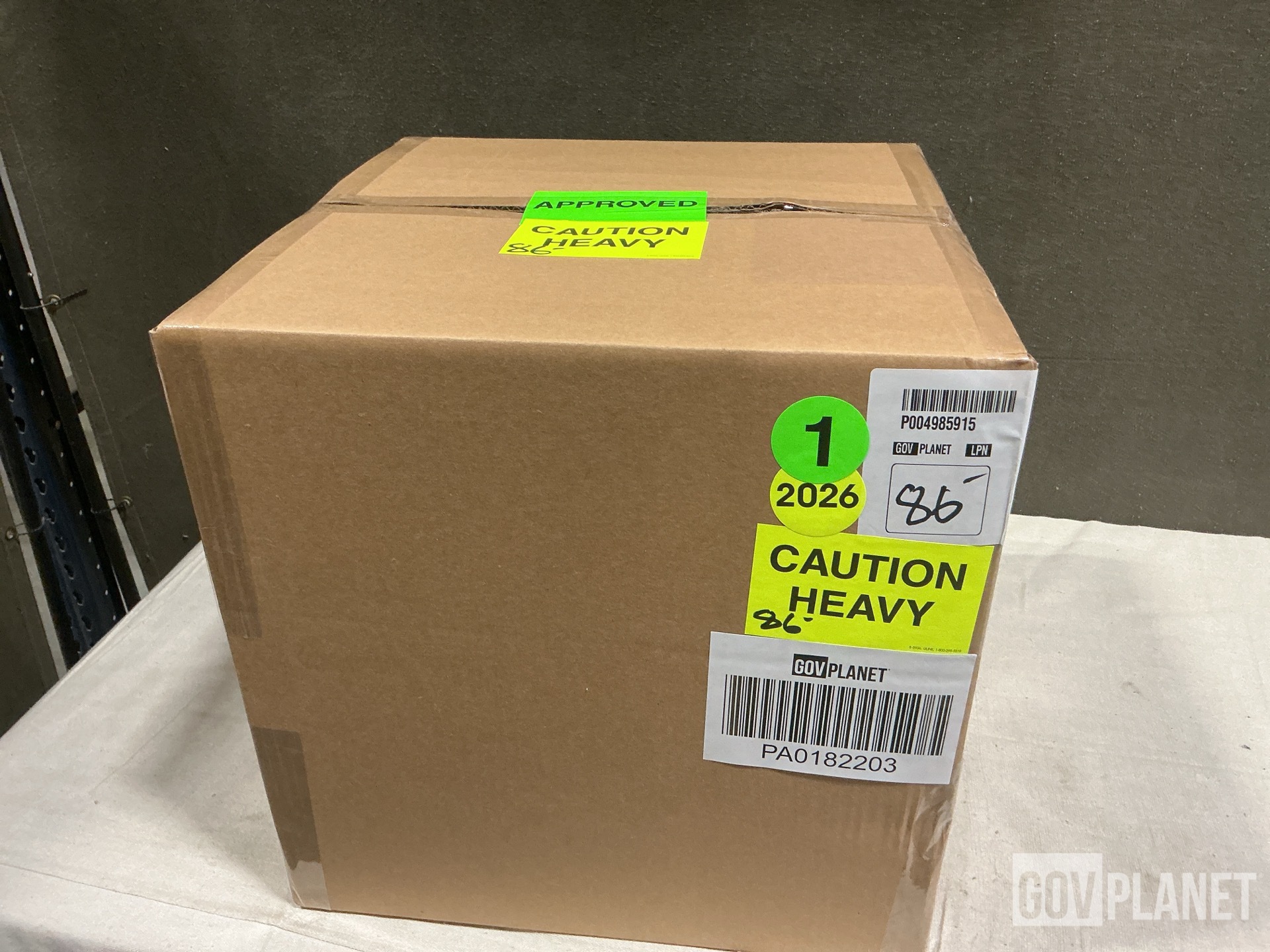(82) Navistar Defense 3708305C1 Rigid Connecting Links