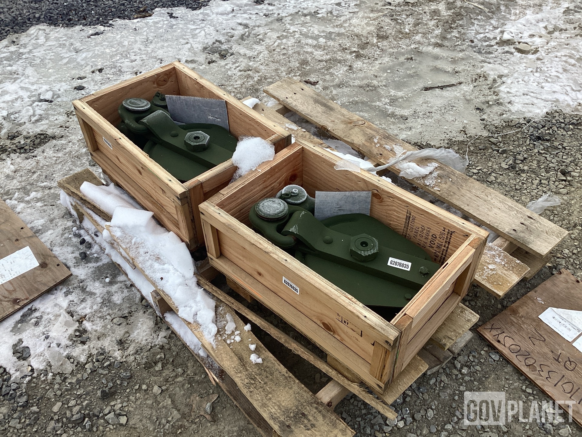 (2) Ulven Machinery 8383238 Tackle Blocks