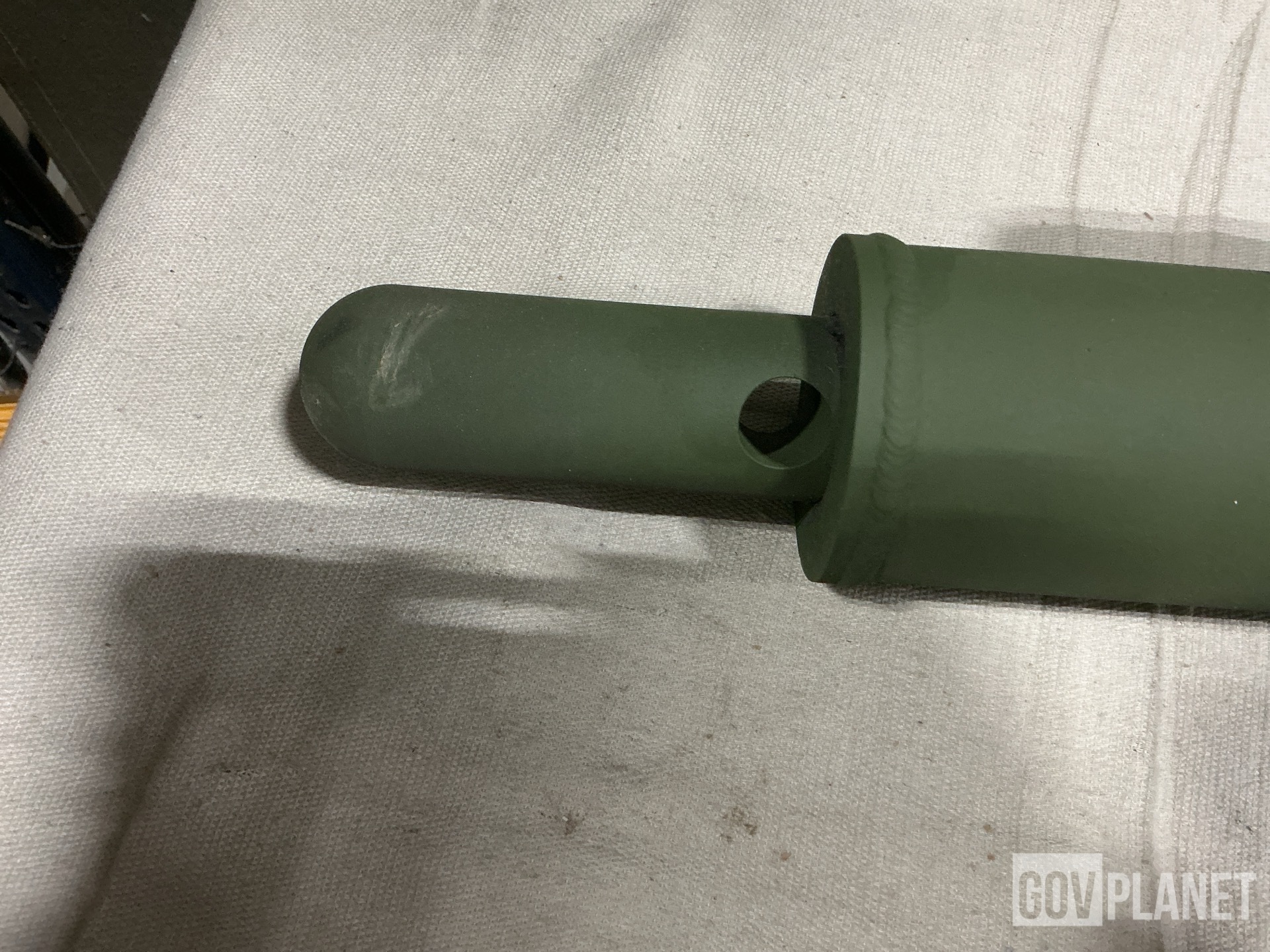 (3) Coordinated Defense Supply Systems 8747213 Retractable Supports