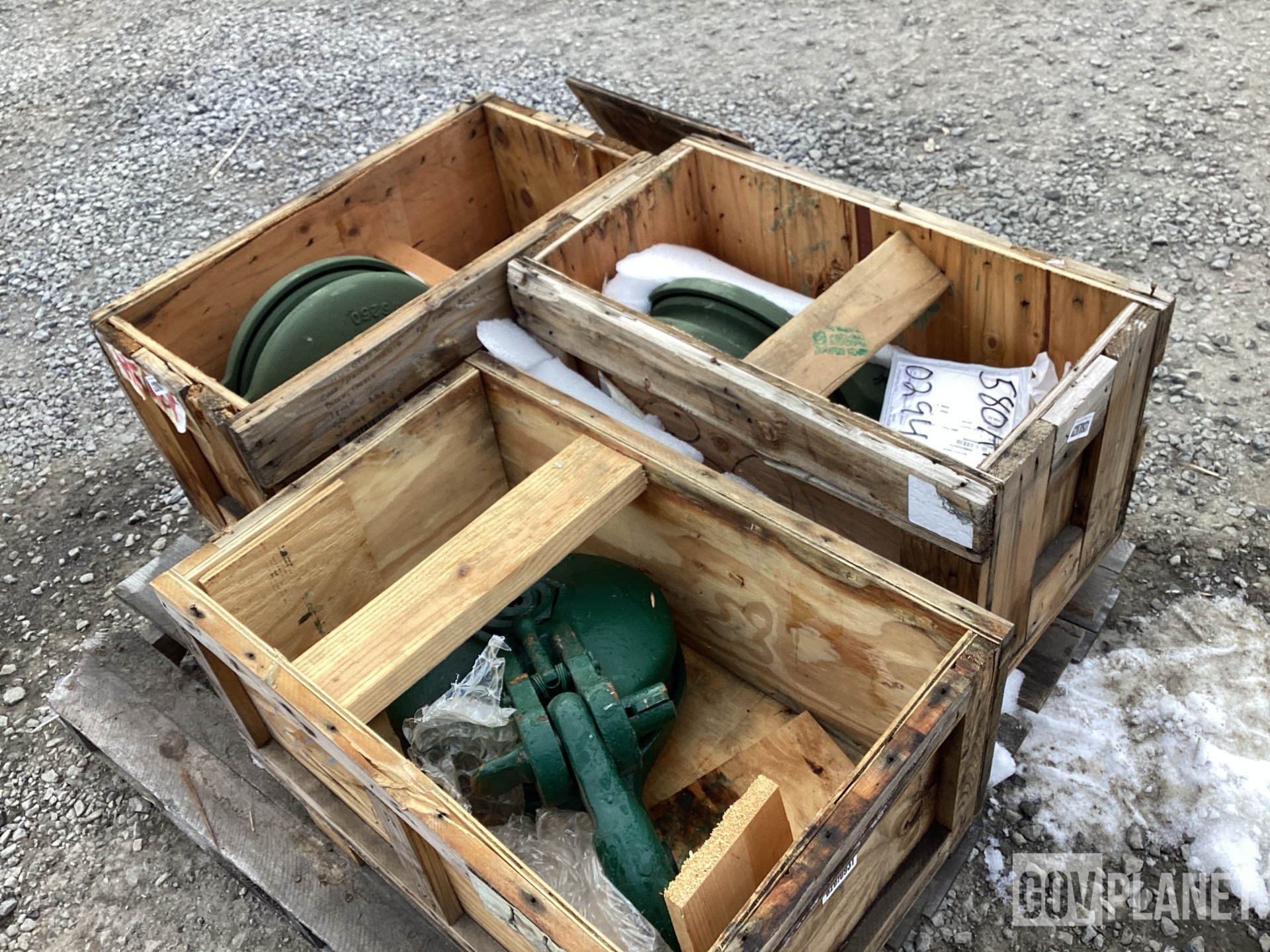 (3) Assorted Skookum Tackle Blocks