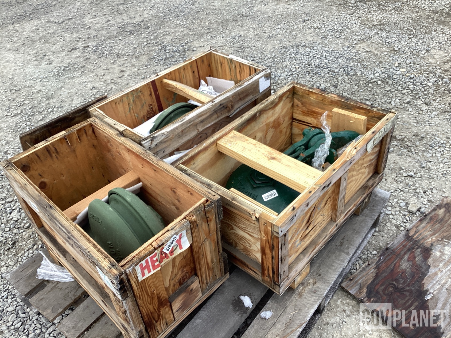 (3) Assorted Skookum Tackle Blocks
