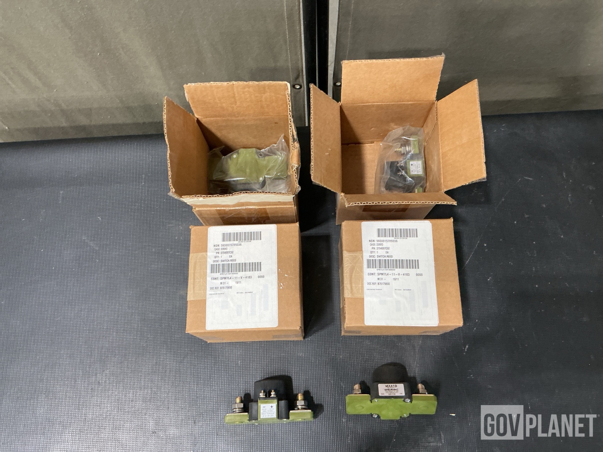 (16) Navistar Defense 3704097C92 Reed Switches