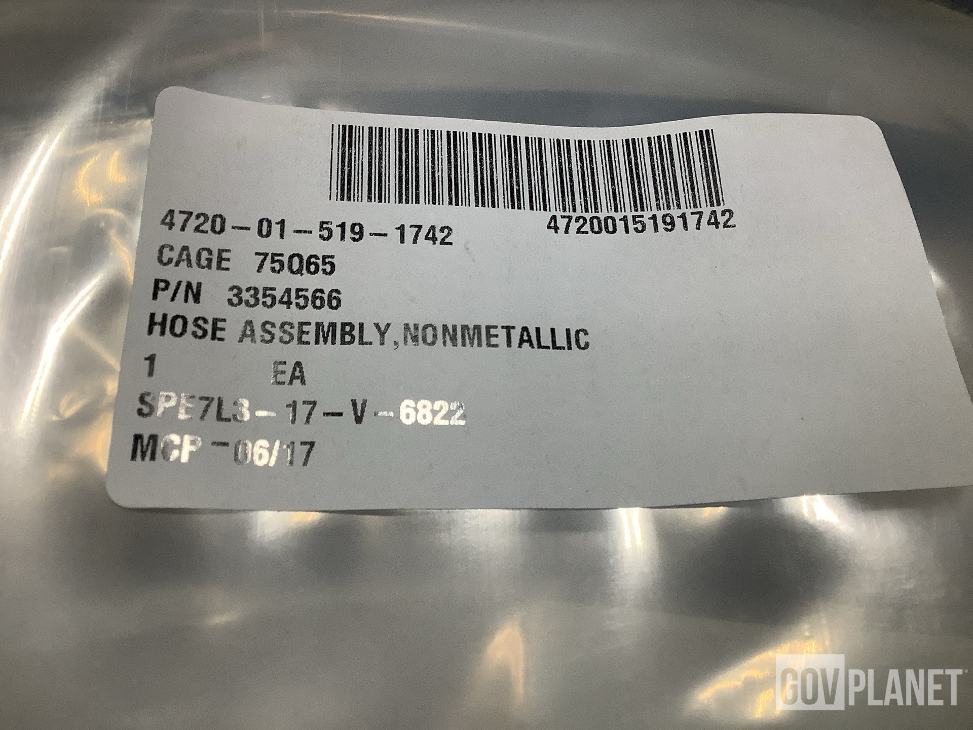 (58) Oshkosh 3354566 Non-Metallic Hose Assemblies