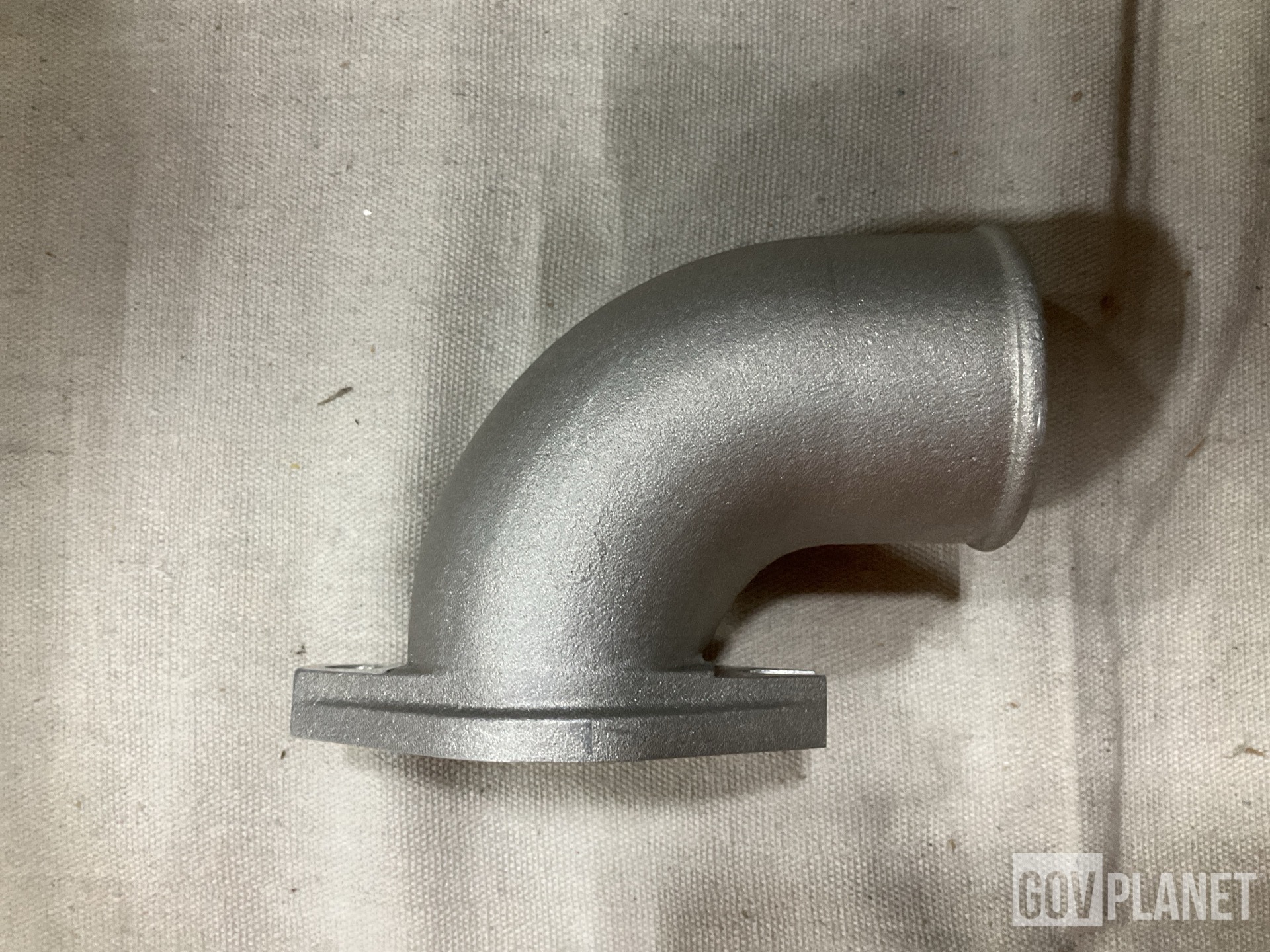 (20) 10943088 Flange to Hose Elbows