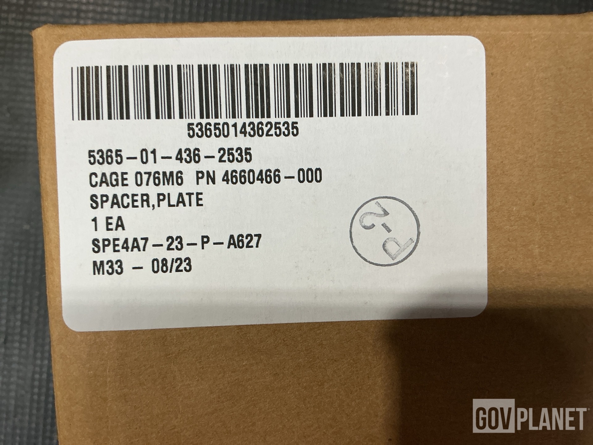 (42) Plate Spacers, (21) Loop Clamps & (15) Mounting Bases