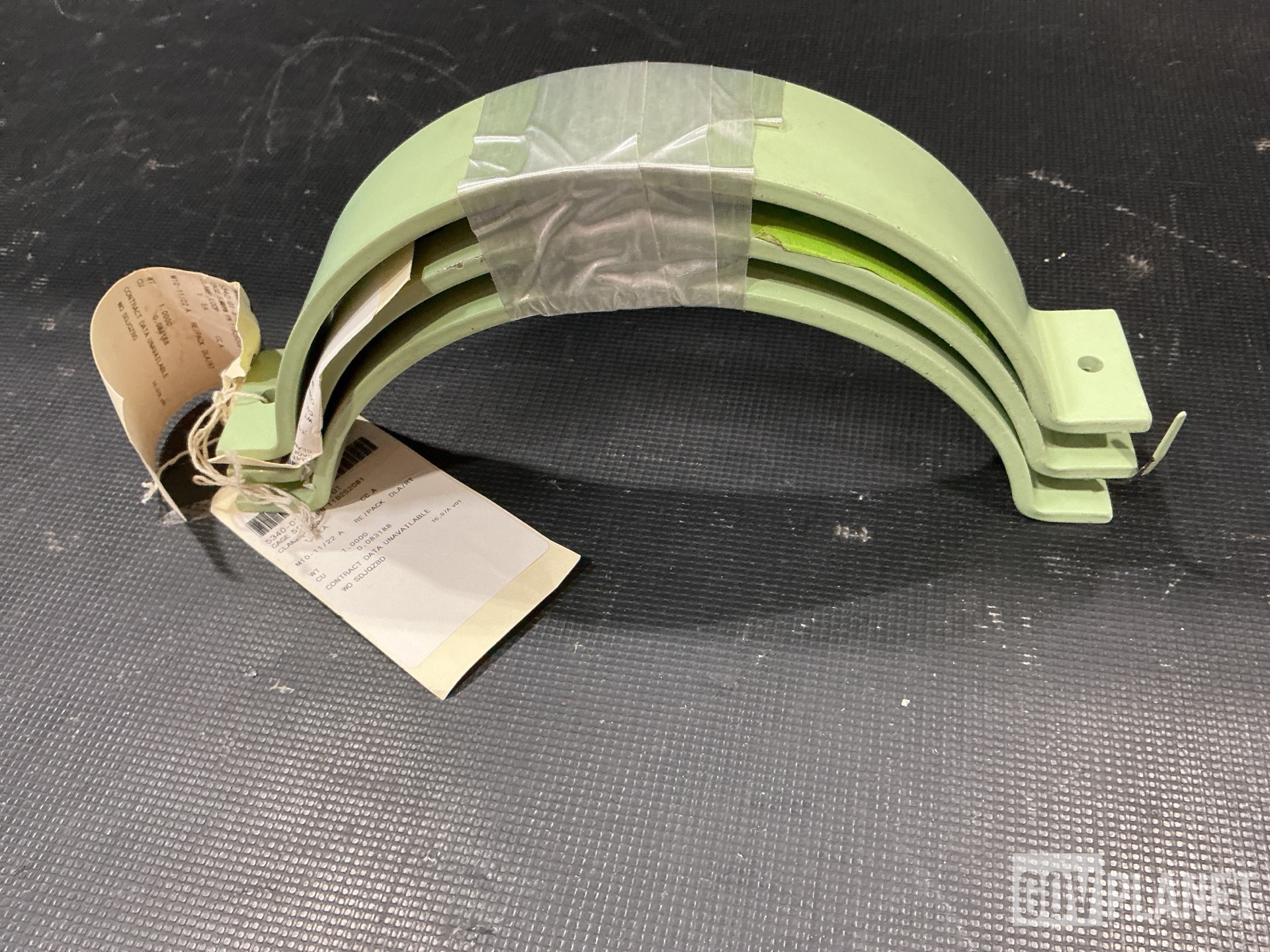 (42) Plate Spacers, (21) Loop Clamps & (15) Mounting Bases