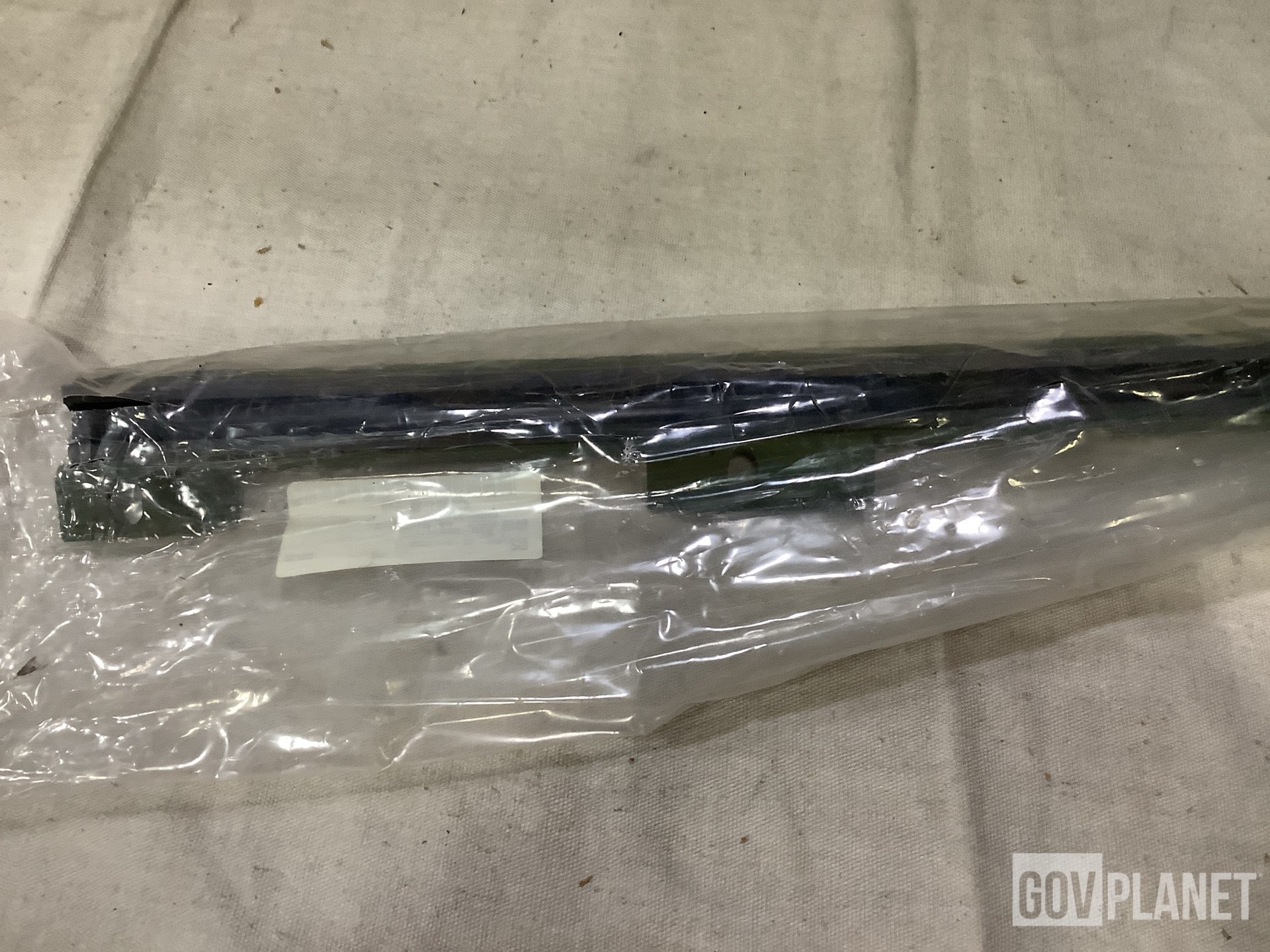 (82) Truck & Equipment Parts 12536957 Vehicular Components Brackets