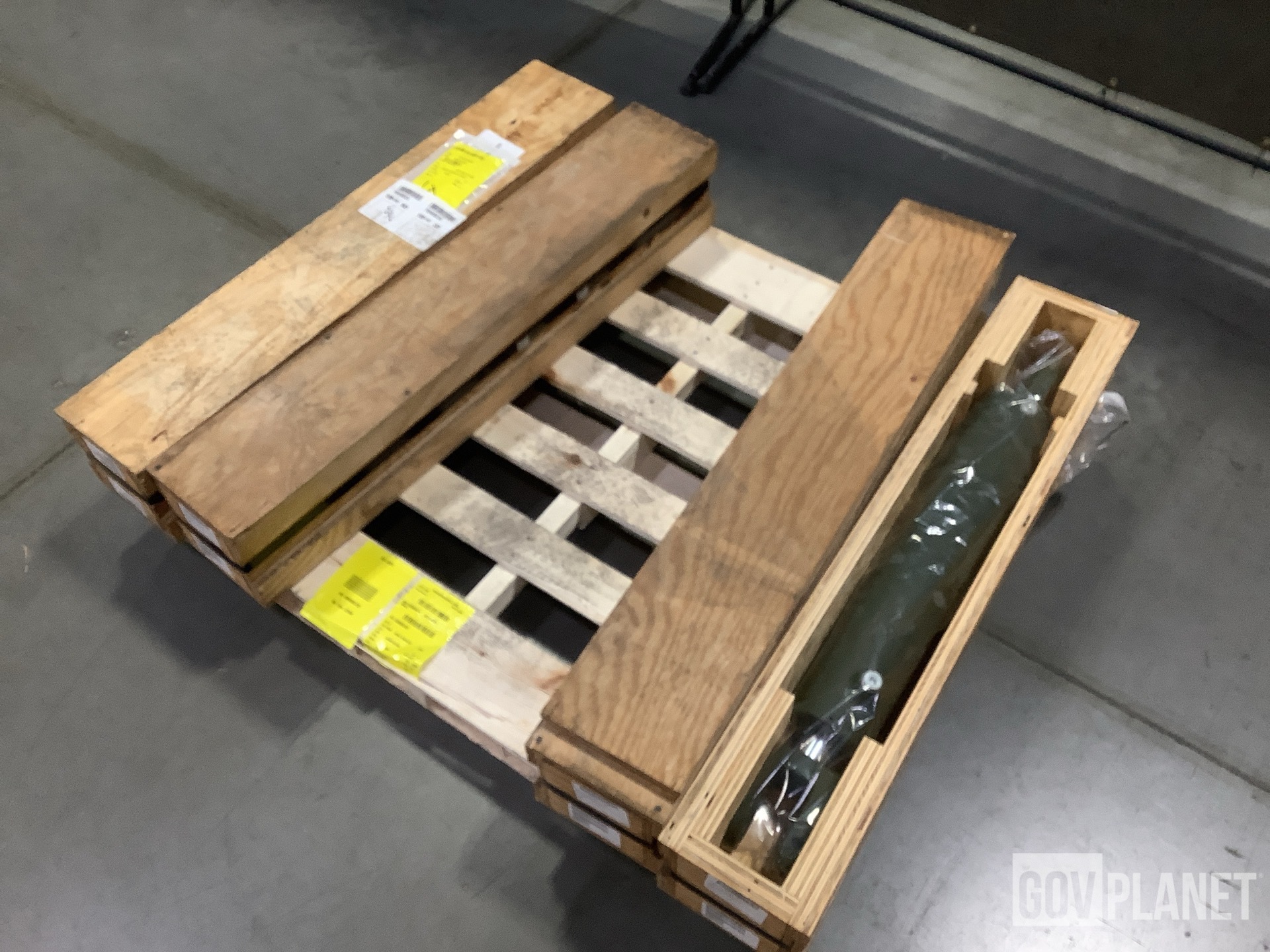 (4) Fine Manufacturing 12325843 Actuating Linear Cylinder Assemblies