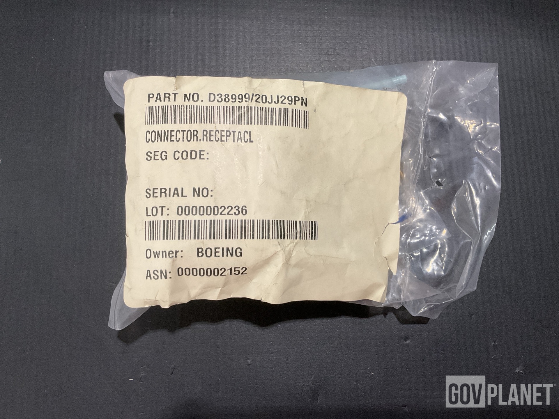 (38) Deutsch D38999/20JJ29PN Receptacle Connectors