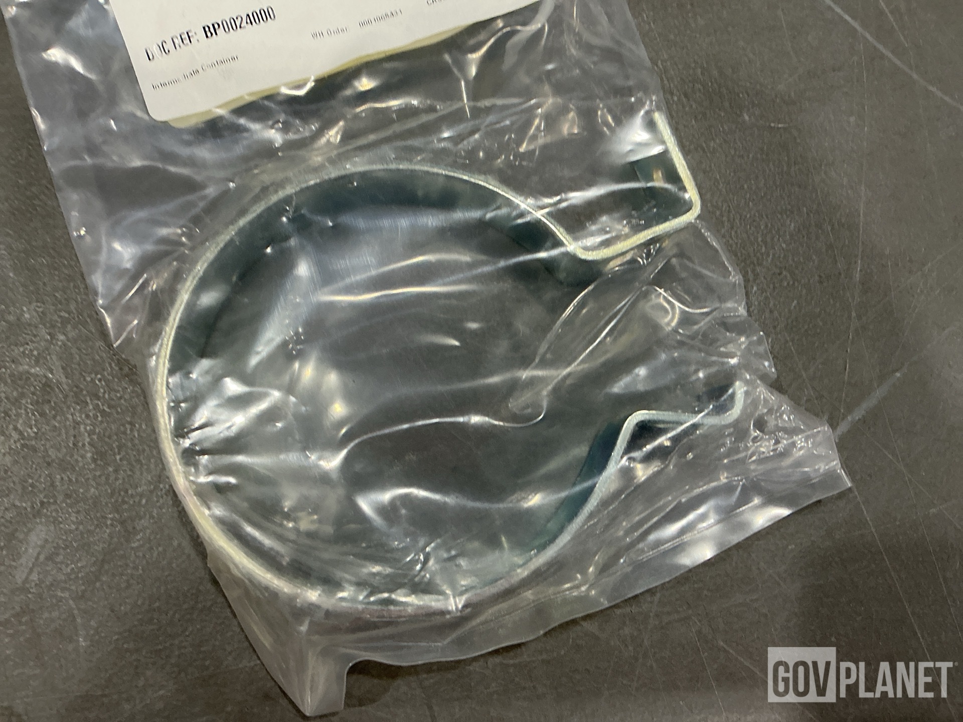 (100) Navistar Defense 3580131C1 Loop Clamps