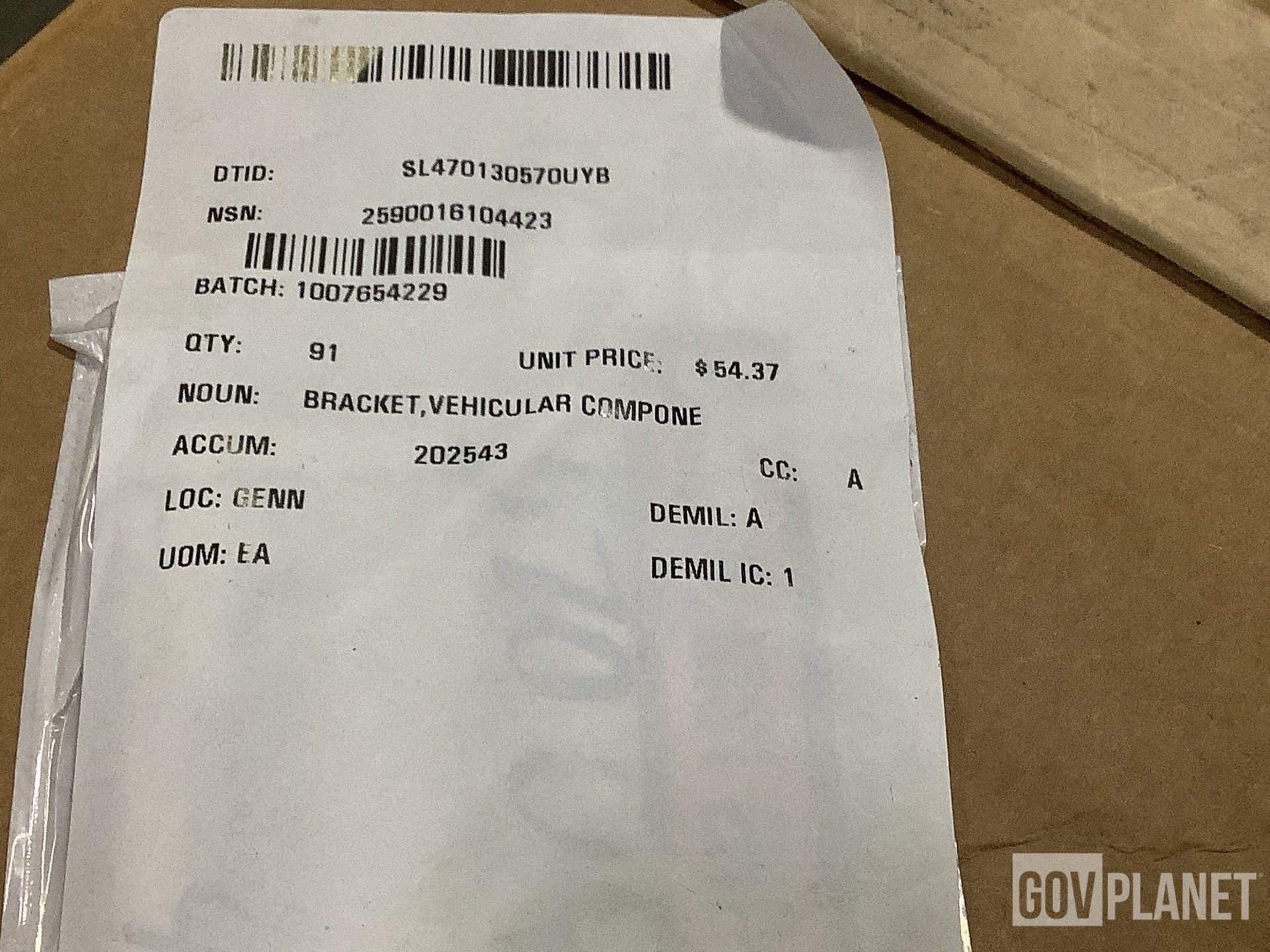 (91) International 2590016104423 Vehicular Components Bracket Kits