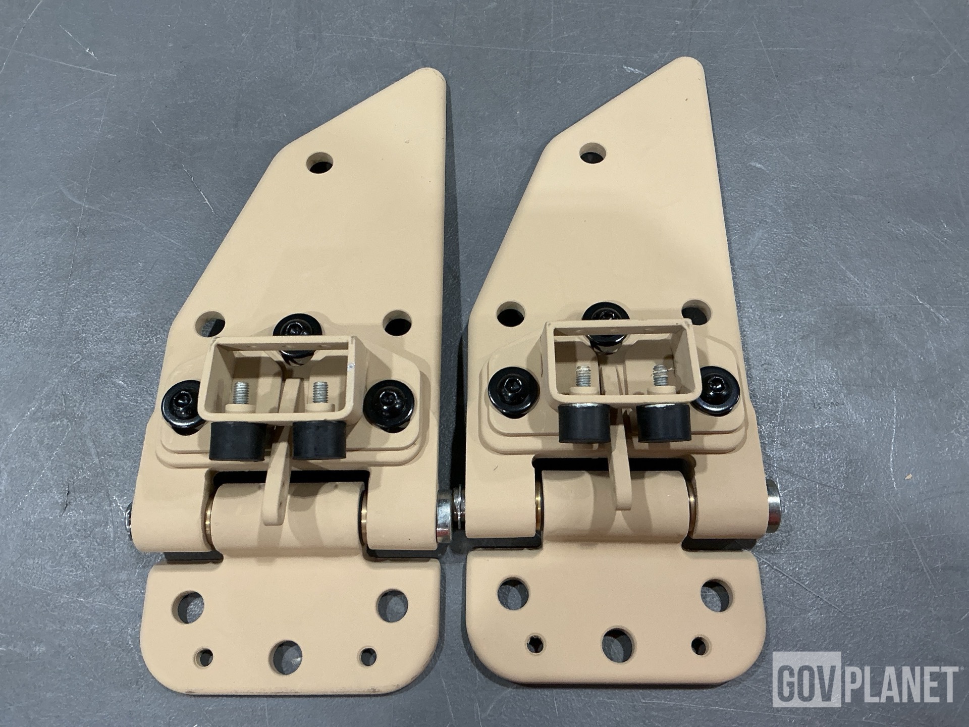 (11) Plasan North America 0312107181-00 Vehicular Door Hinges