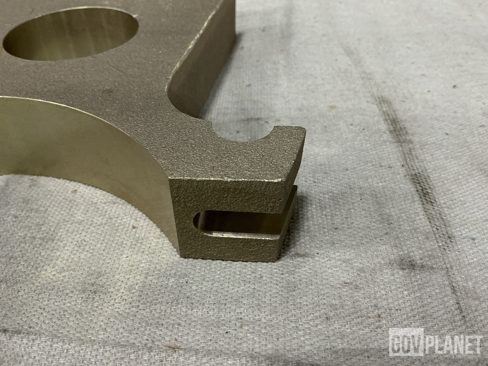 (80) L3 Communications E8CR107-002 Engine Accessory Brackets