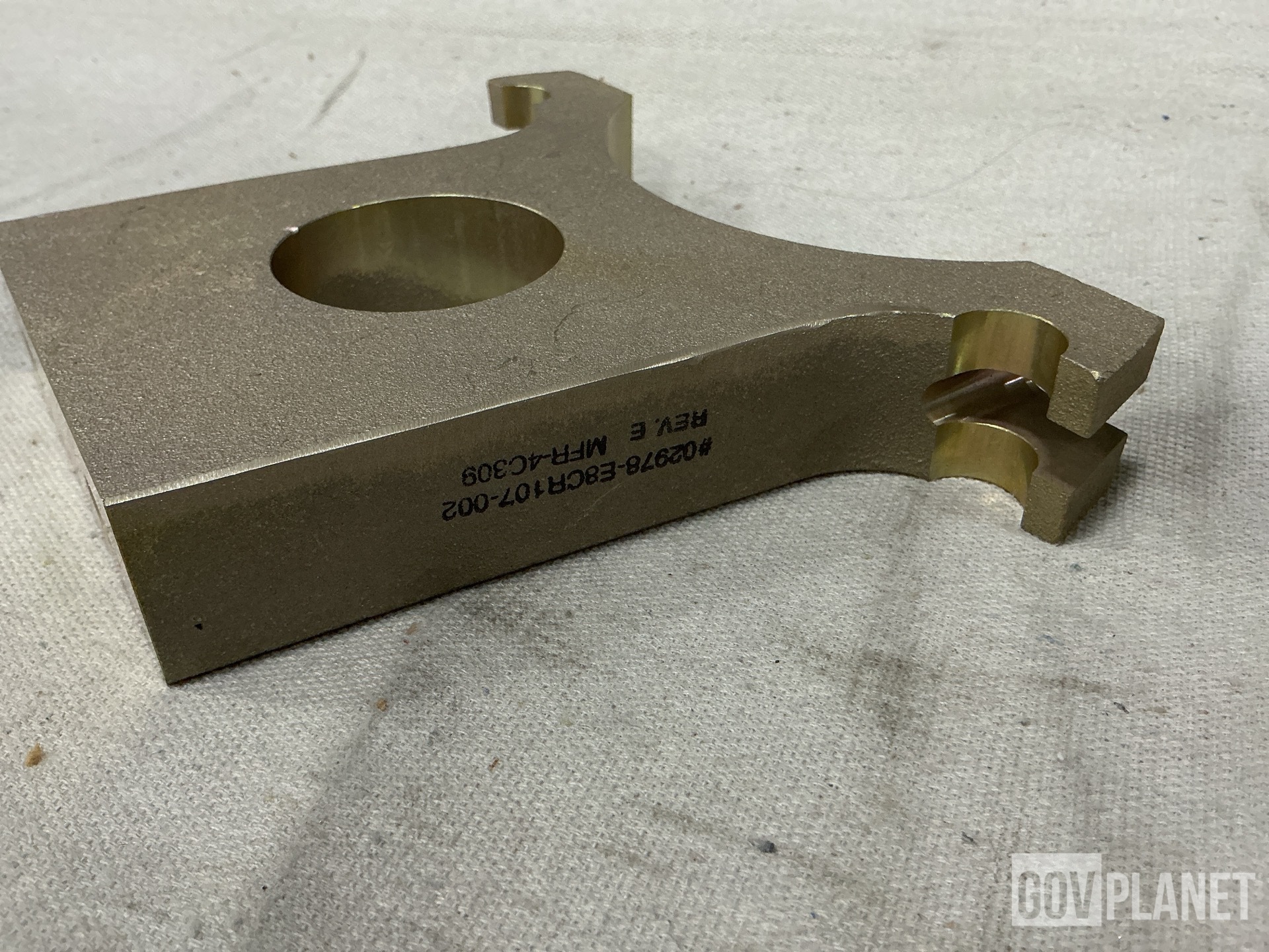(80) L3 Communications E8CR107-002 Engine Accessory Brackets